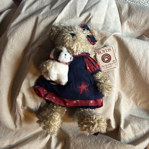 Boyd's Bear - Picture 2 of 5